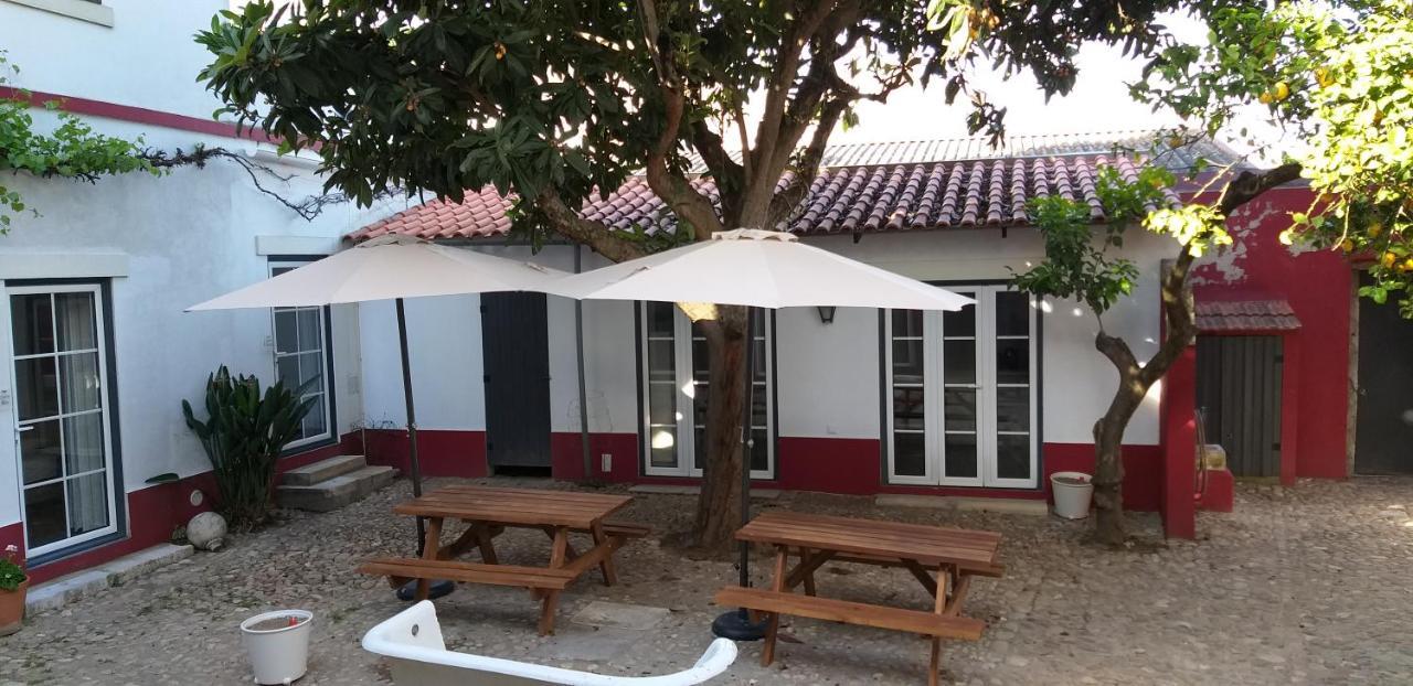 Casa Dos Ingleses Coruche Bagian luar foto