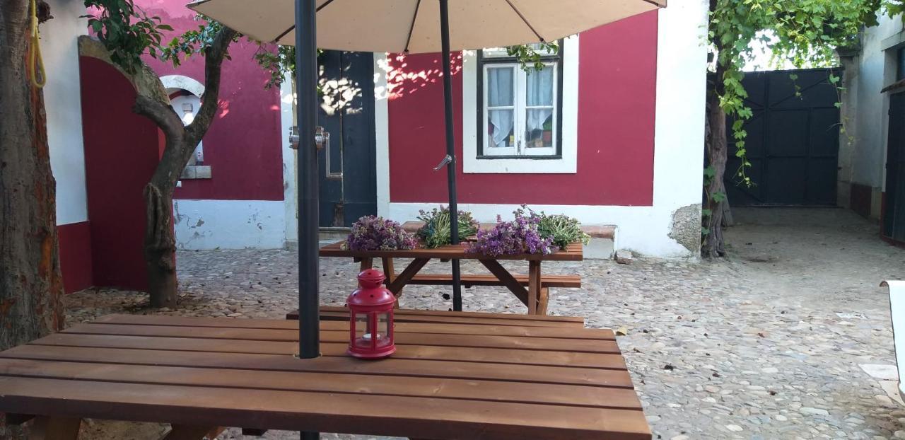 Casa Dos Ingleses Coruche Bagian luar foto